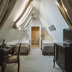 أرت فندق 4*