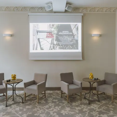 波兰珍品酒店&度假村 酒店