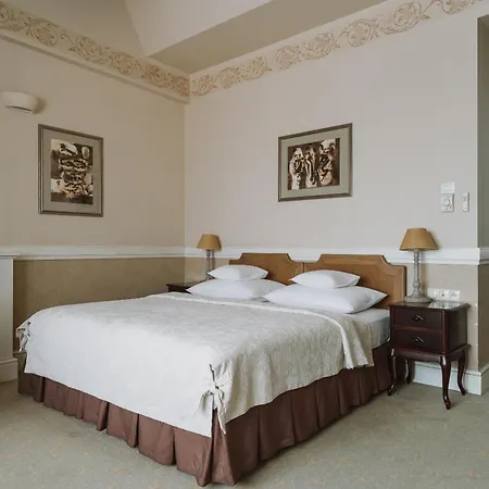 Art Hotel 4*