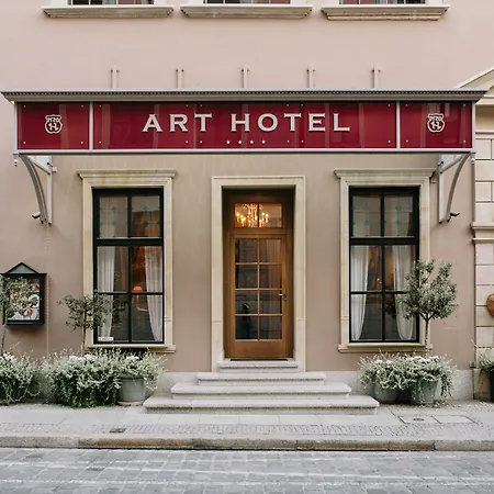 Art Otel 4*